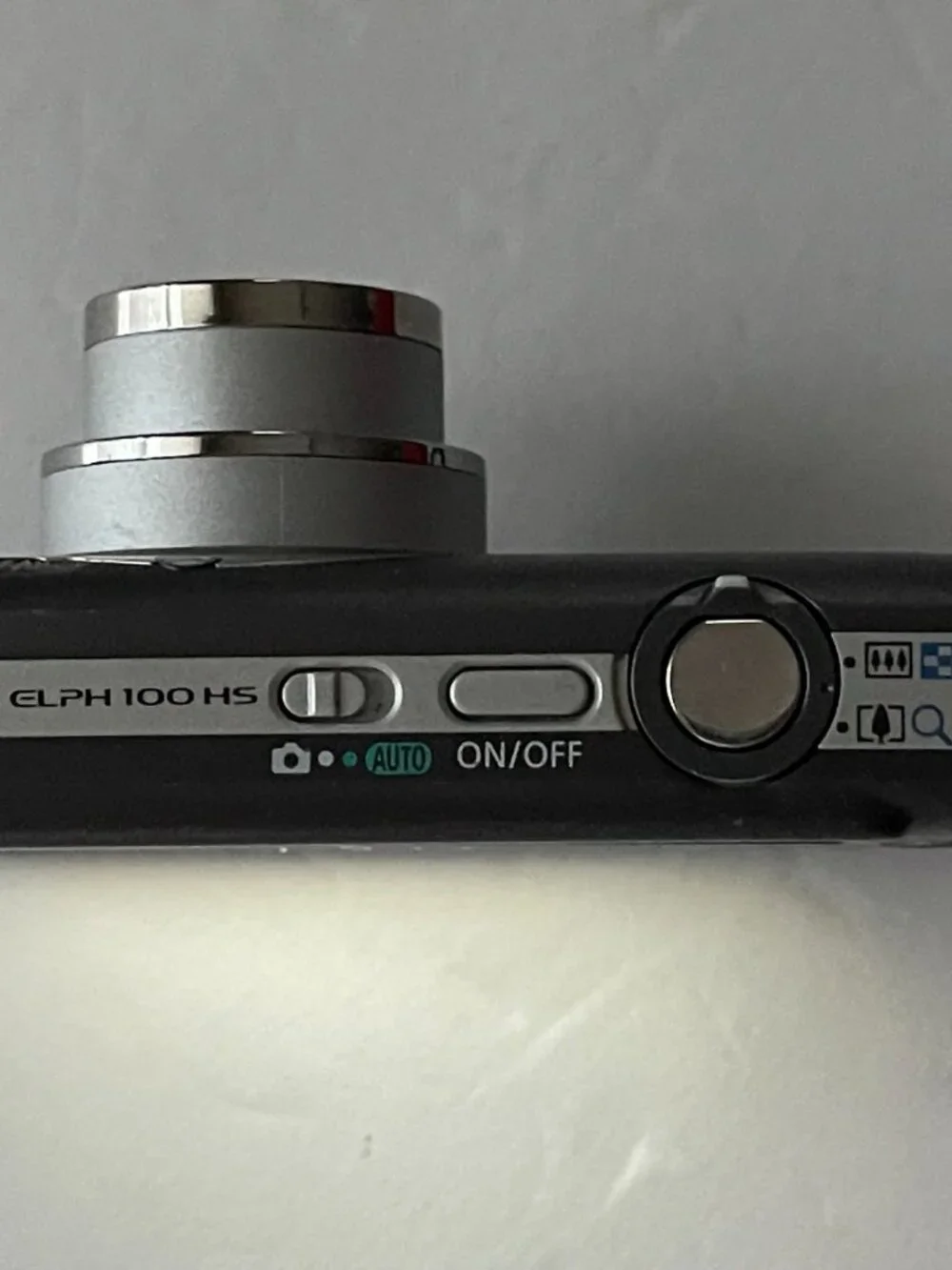 Canon PowerShot ELPH 100 HS